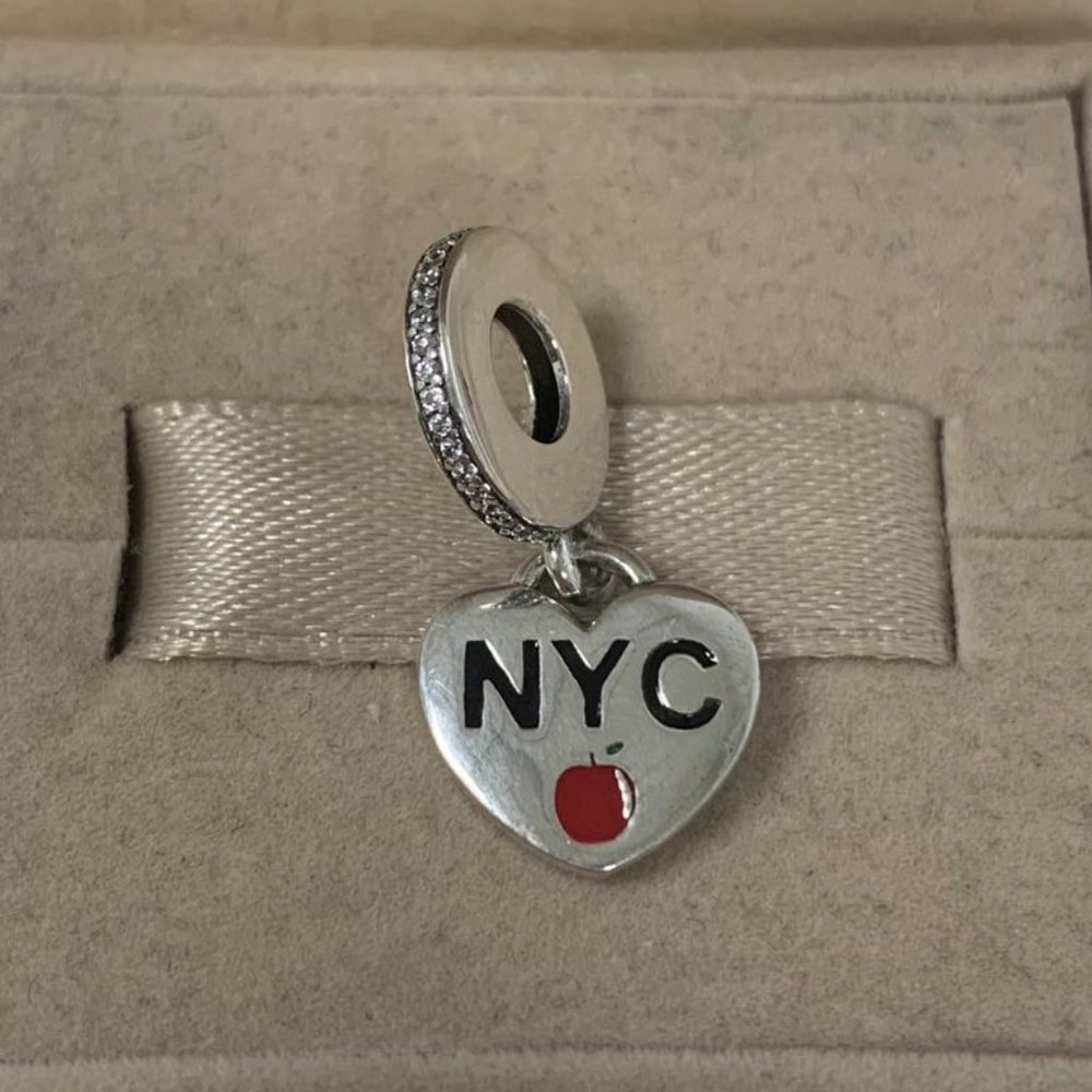 Pandora NYC 2020 Charm New York City Dangle